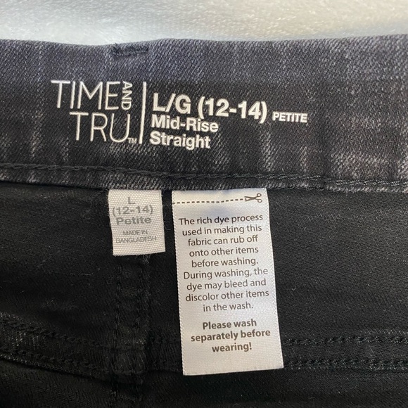Time and tru women’s pull on mid rise straight petite jeans size Large (12-14) - Picture 8 of 8